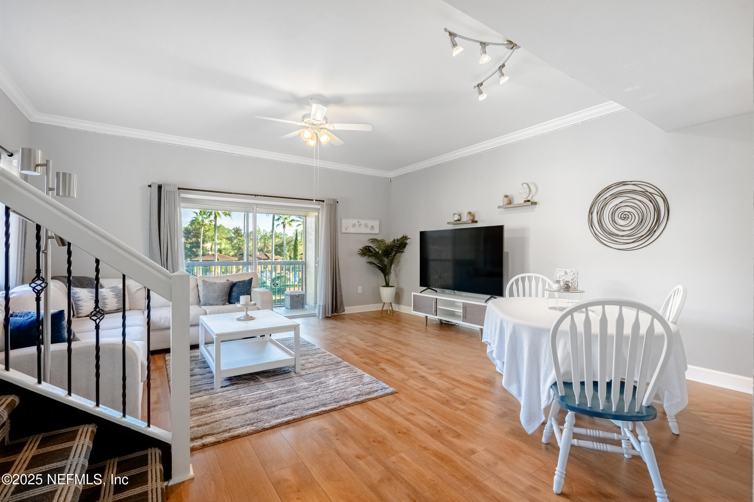 9745 Touchton Road, Unit 2021 Jacksonville, FL 32246 - Photo 11 of 37 Familyroom