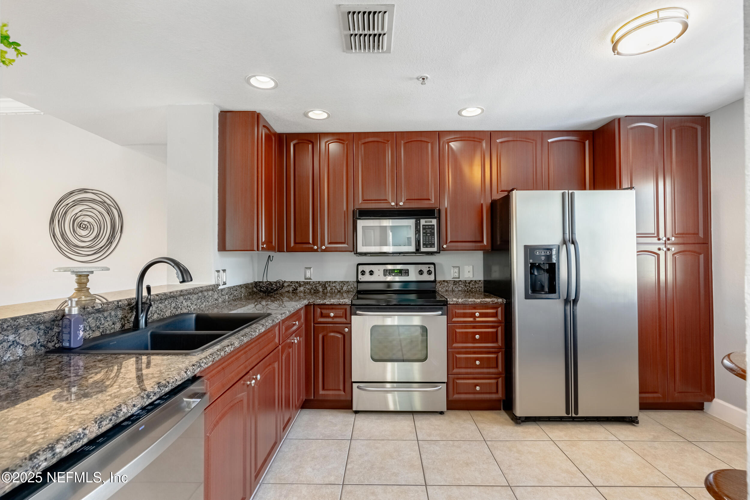 9745 Touchton Road, Unit 2021 Jacksonville, FL 32246 - Photo 5 of 37 Kitchen