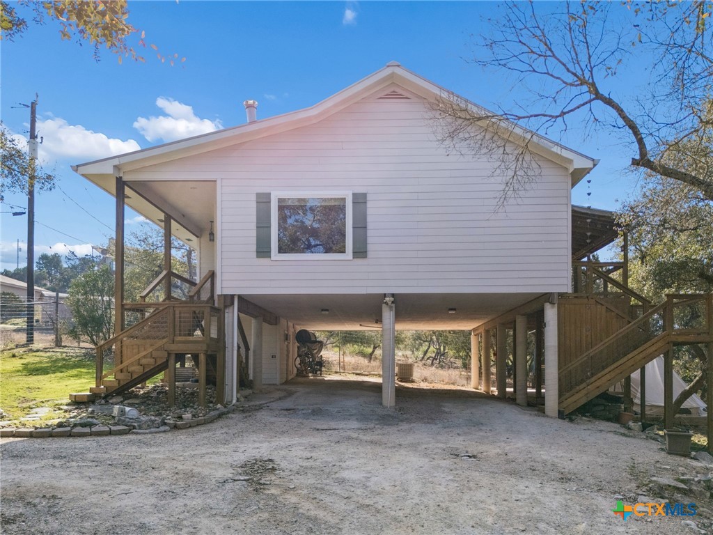 515 Valley Ridge Canyon Lake, TX 78133 - Photo 3 of 47 4 car carport
