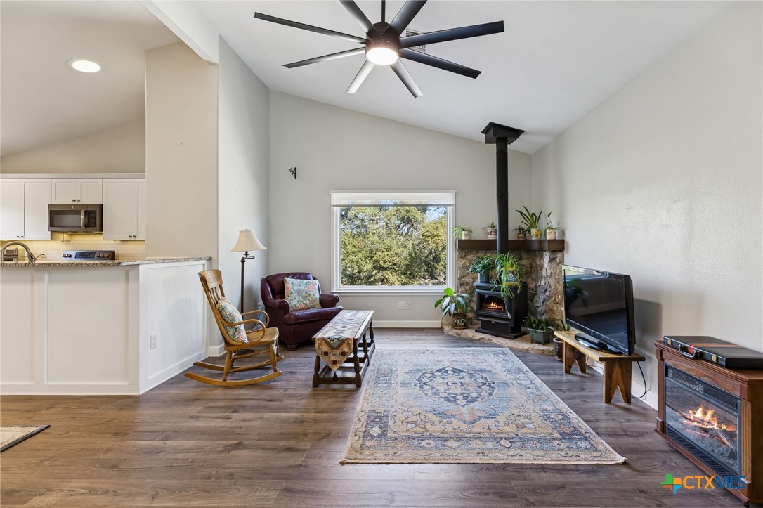 515 Valley Ridge Canyon Lake, TX 78133 - Photo 7 of 47