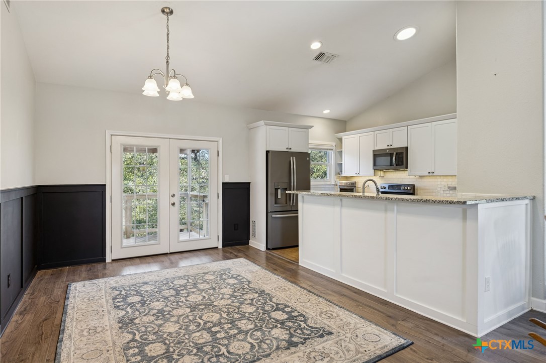 515 Valley Ridge Canyon Lake, TX 78133 - Photo 8 of 47