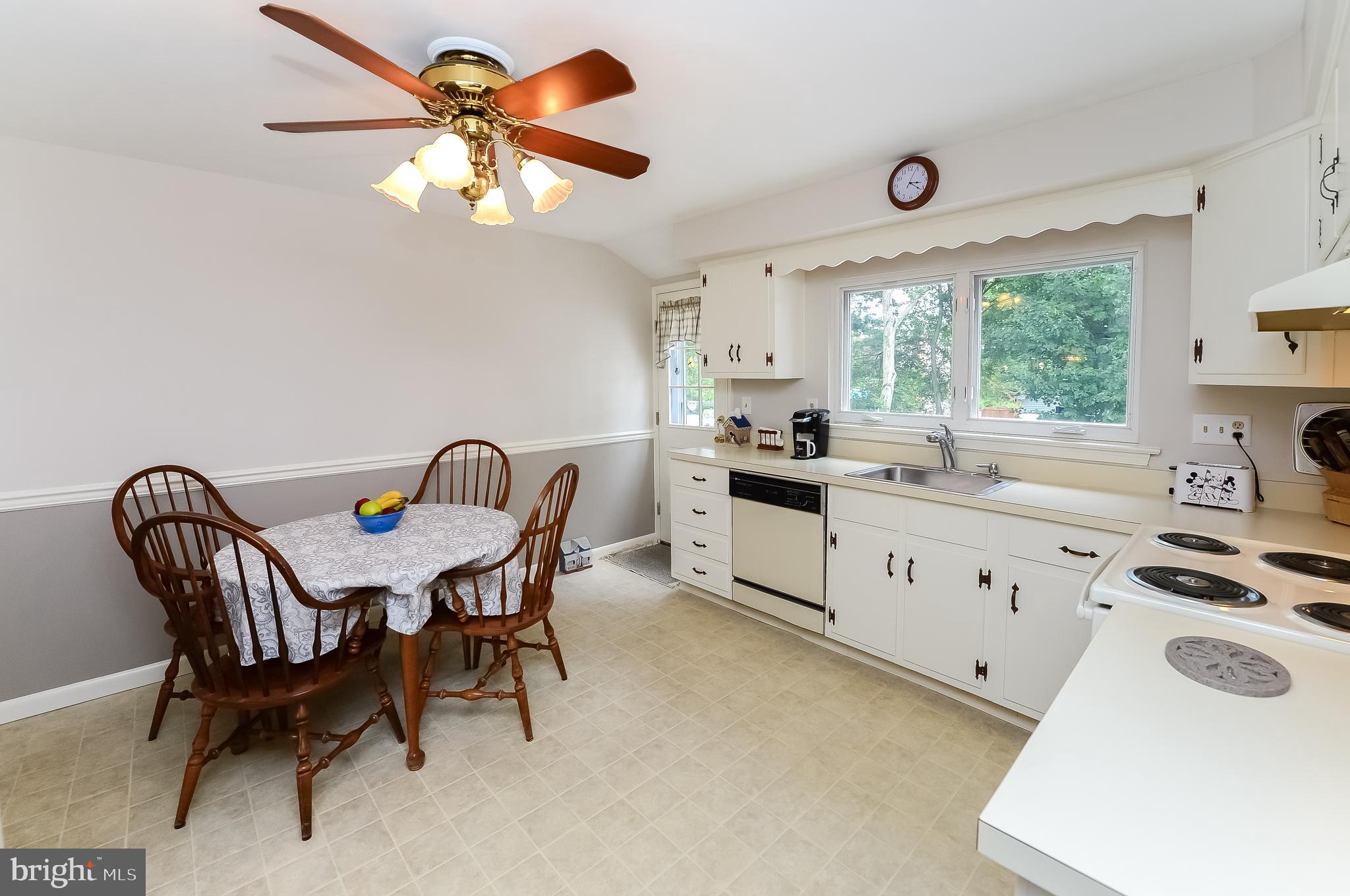 42 Regent Road Cherry Hill, NJ 08003 - Photo 11 of 30