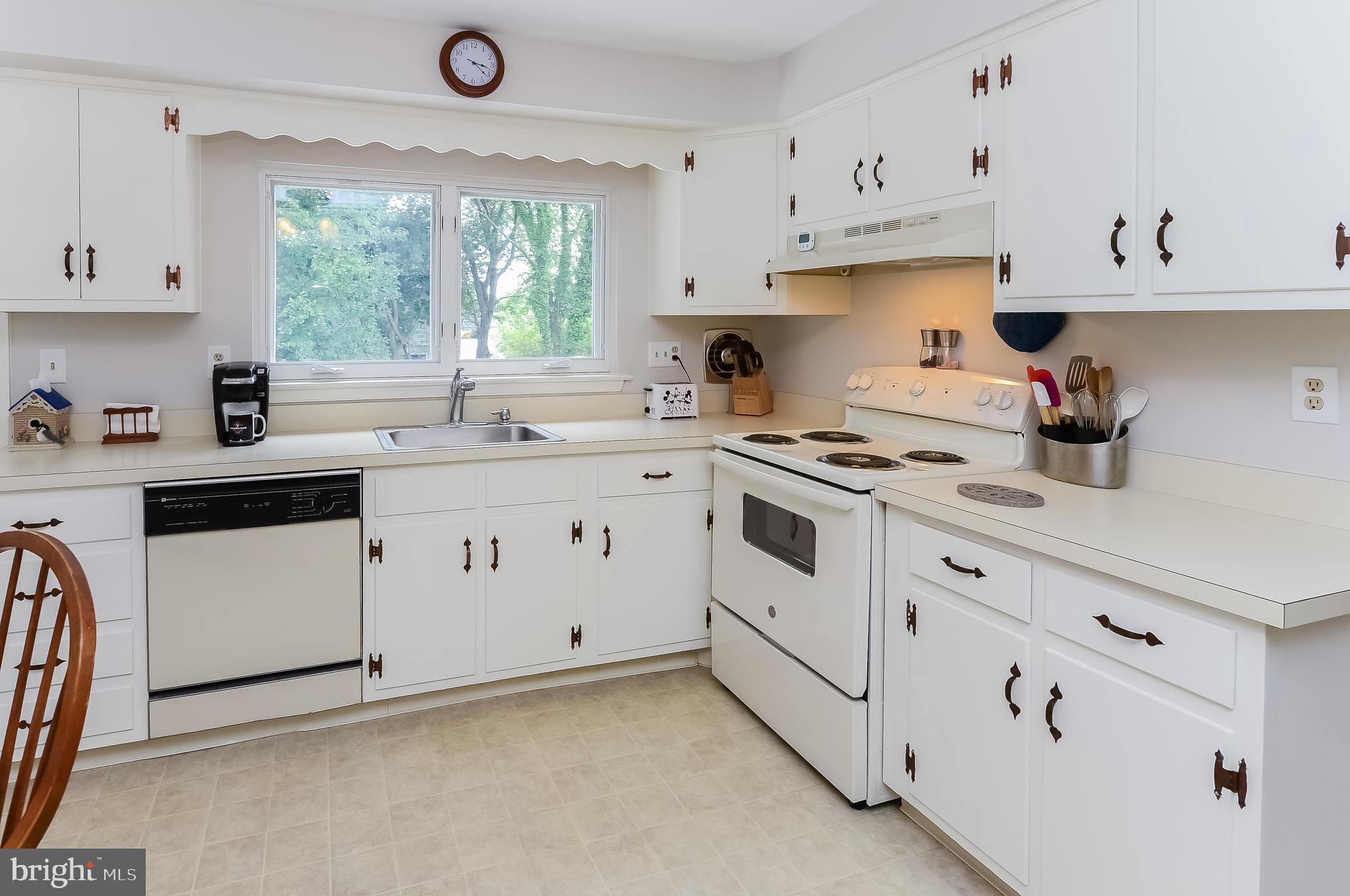 42 Regent Road Cherry Hill, NJ 08003 - Photo 13 of 30
