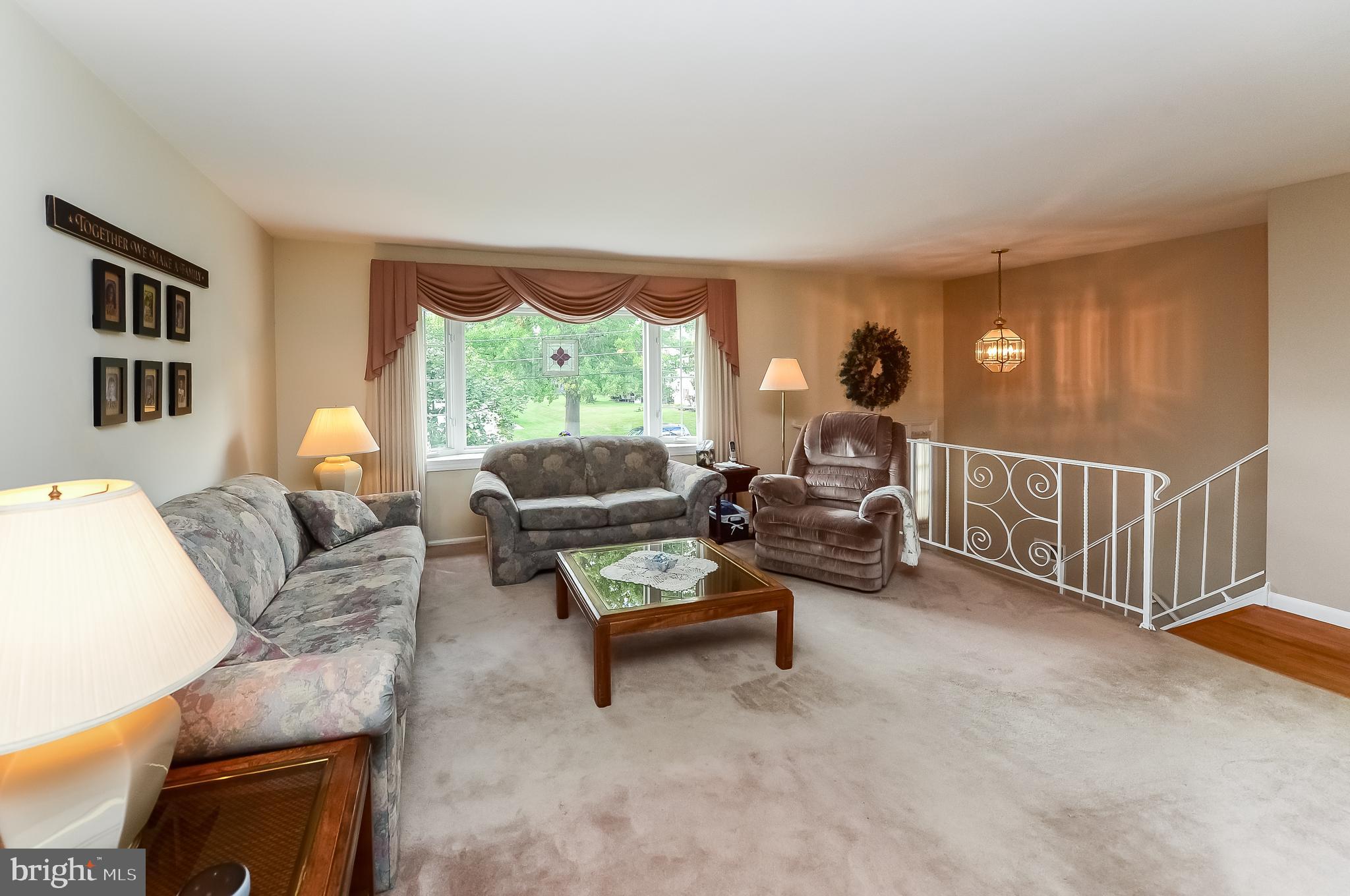 42 Regent Road Cherry Hill, NJ 08003 - Photo 4 of 30