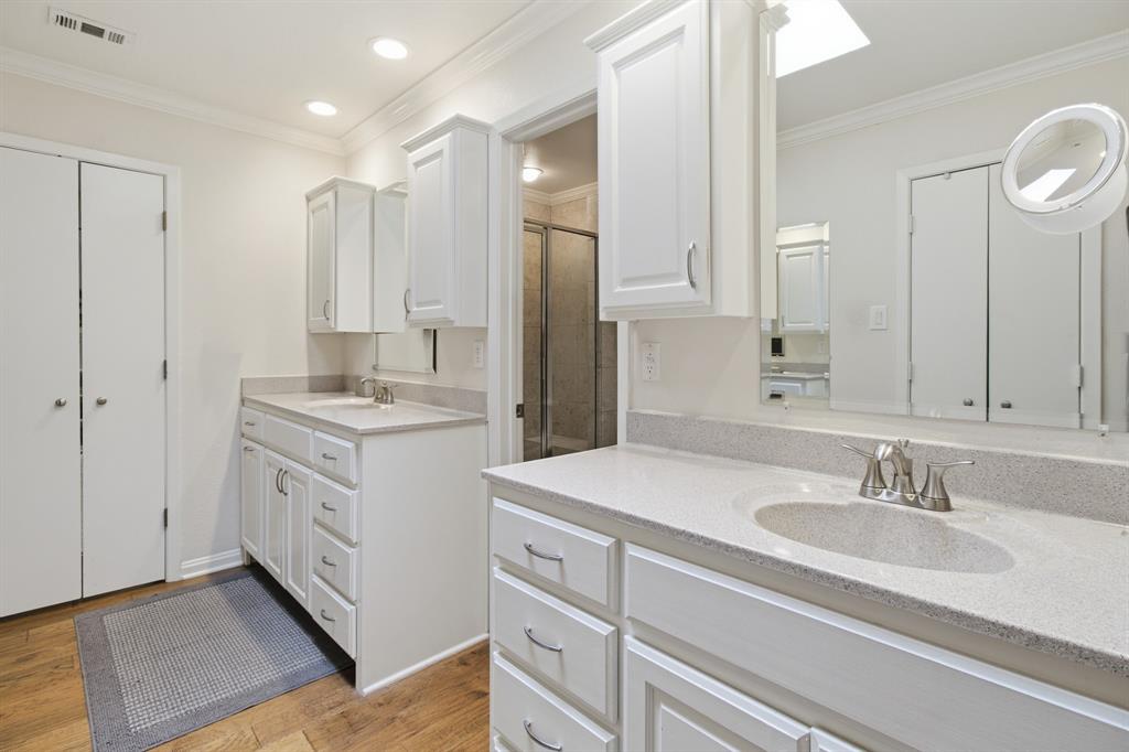 905 Crowley Road Arlington, TX 76012 - Photo 32 of 40