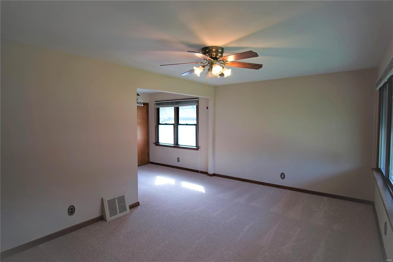4167 Weber Road St. Louis, MO 63123 - Photo 3 of 15