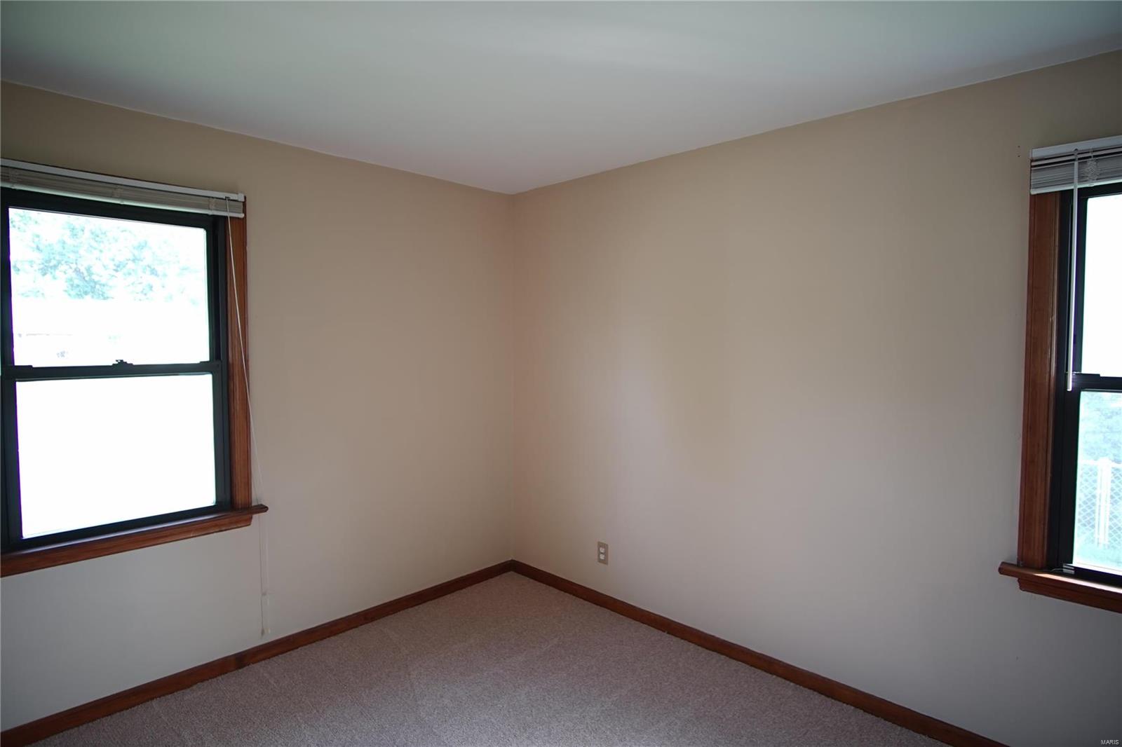 4167 Weber Road St. Louis, MO 63123 - Photo 10 of 15
