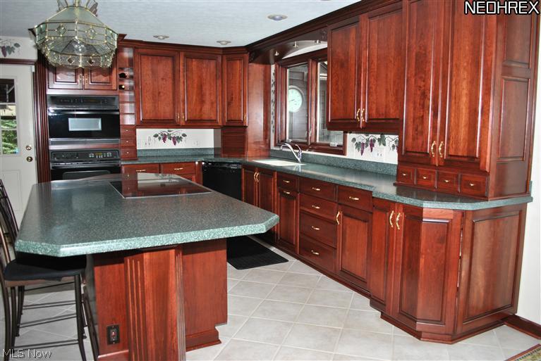 8281 Oberlin Road Elyria, OH 44035 - Photo 10 of 24 Gallery Image 10