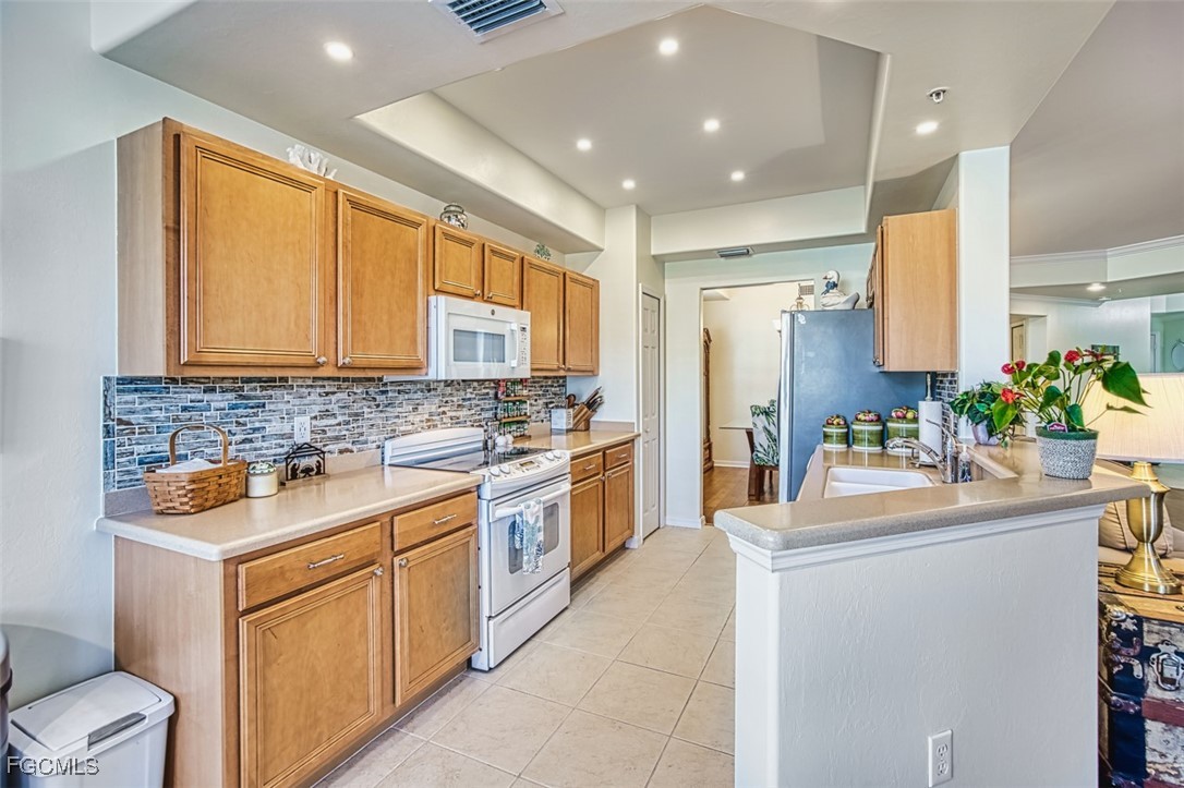 11611 Navarro Way, Unit 2002 Fort Myers, FL 33908 - Photo 9 of 45