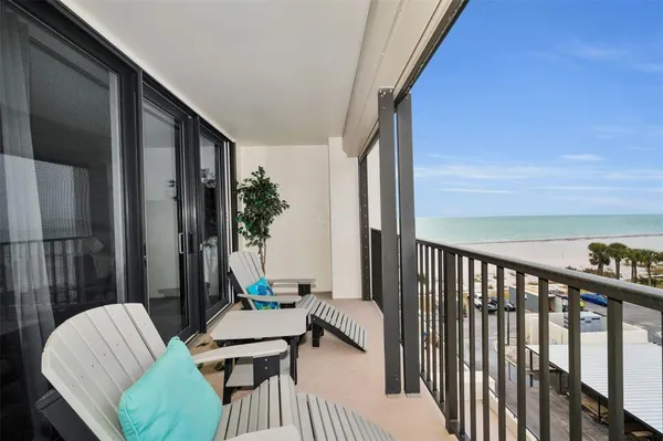 $3,850 | 1460 Gulf Boulevard, Unit 506, Clearwater, FL 33767