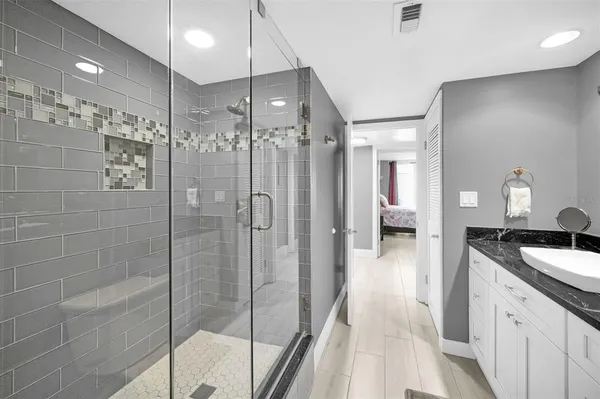 $3,850 | 1460 Gulf Boulevard, Unit 506, Clearwater, FL 33767