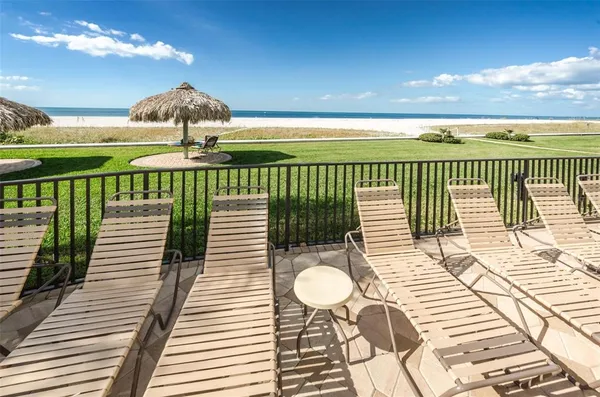 $3,850 | 1460 Gulf Boulevard, Unit 506, Clearwater, FL 33767