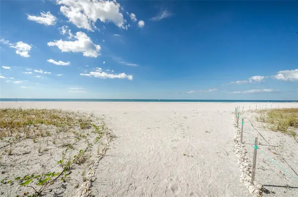 $3,850 | 1460 Gulf Boulevard, Unit 506, Clearwater, FL 33767