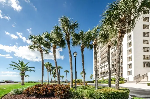 $3,850 | 1460 Gulf Boulevard, Unit 506, Clearwater, FL 33767
