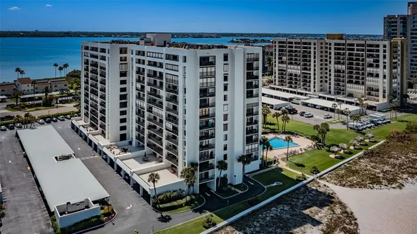 $3,850 | 1460 Gulf Boulevard, Unit 506, Clearwater, FL 33767