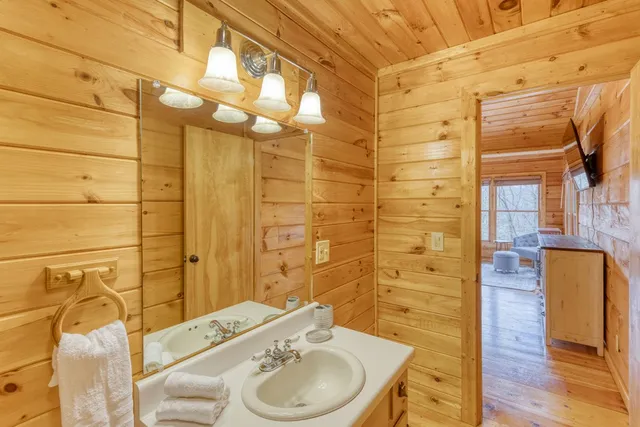 $414,000 | 688 Little Bushy Head Road, Blue Ridge, GA 30513