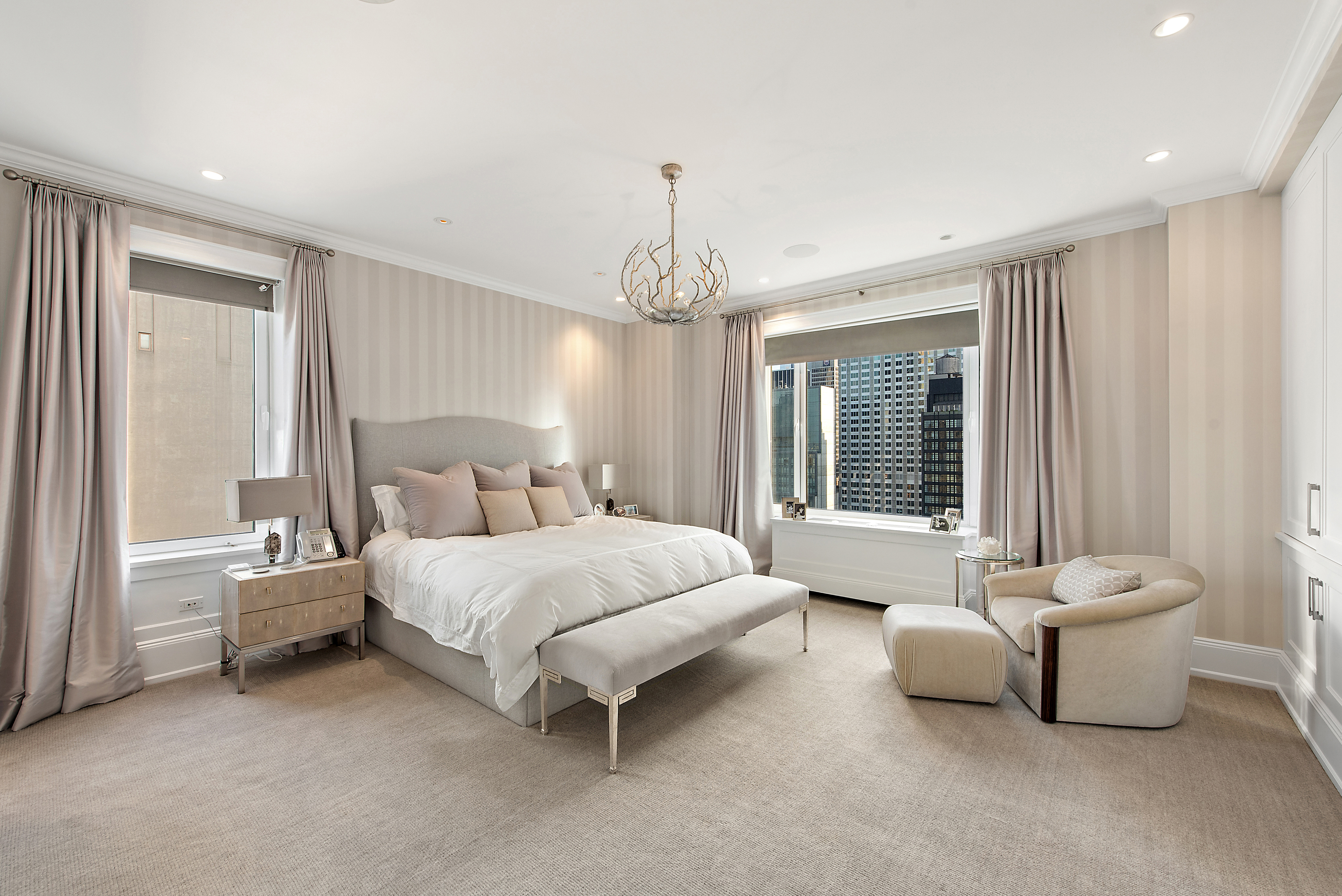 150 Central Park South, Unit 2501 Manhattan, NY 10019 - Photo 13 of 17