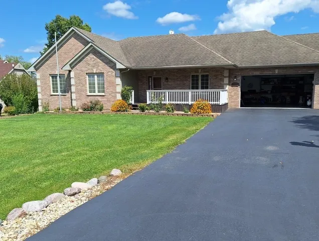 $425,000 | 3271 North Silver Ridge Drive, Oregon, IL 61061