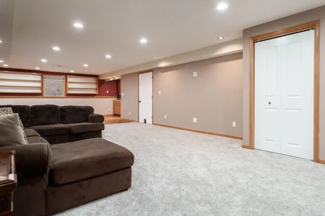 $425,000 | 3271 North Silver Ridge Drive, Oregon, IL 61061