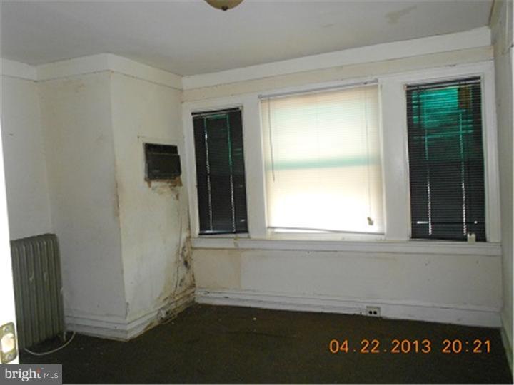 2525 Lloyd Street Philadelphia, PA 19142 - Photo 10 of 13 Bedroom 3