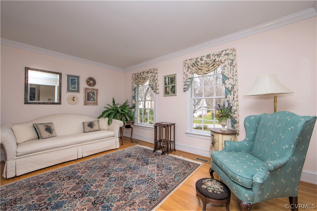 4606 Foxwood Road Chester, VA 23831 - Photo 8 of 36 Gallery Image 8