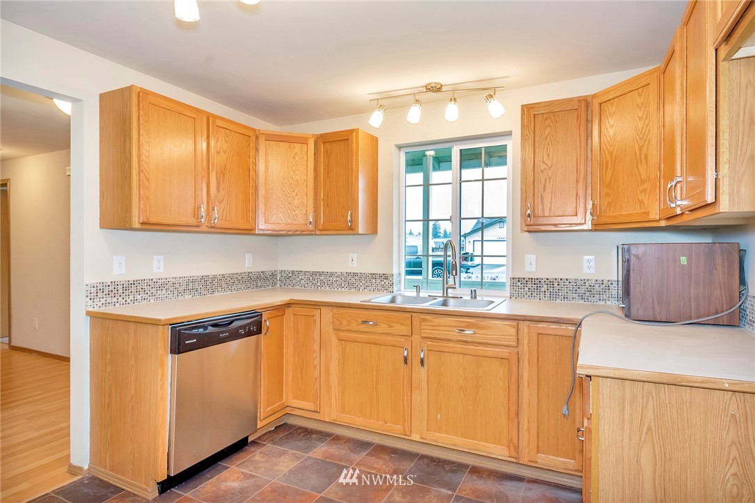 19925 Jowsey Court Southwest Rochester, WA 98579 - Photo 13 of 25 Gallery Image 13