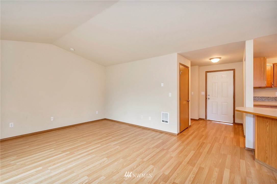 19925 Jowsey Court Southwest Rochester, WA 98579 - Photo 7 of 25 Gallery Image 7