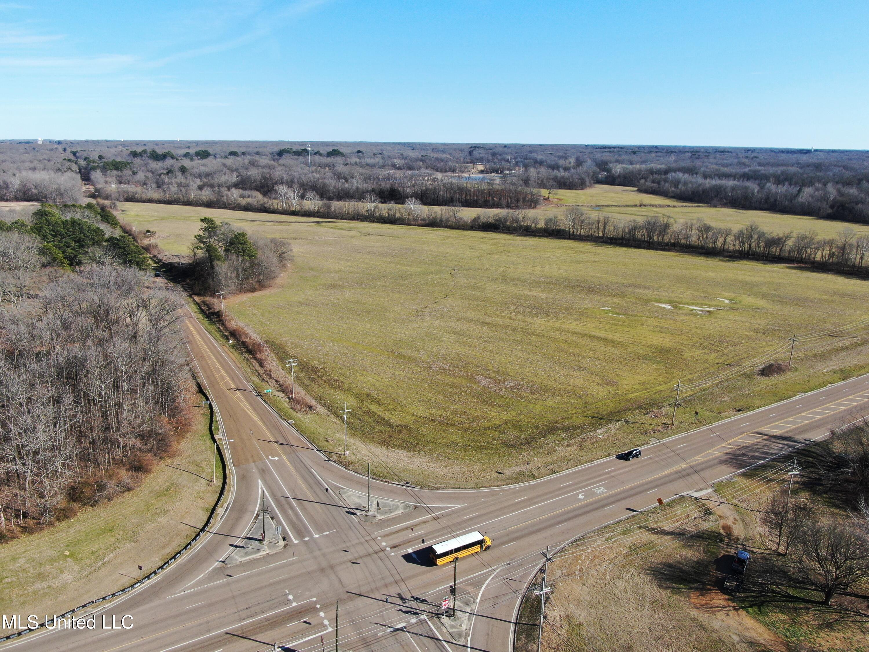 5000 Church Road Lake Cormorant, MS 38641 - Photo 2 of 18 DJI_0808