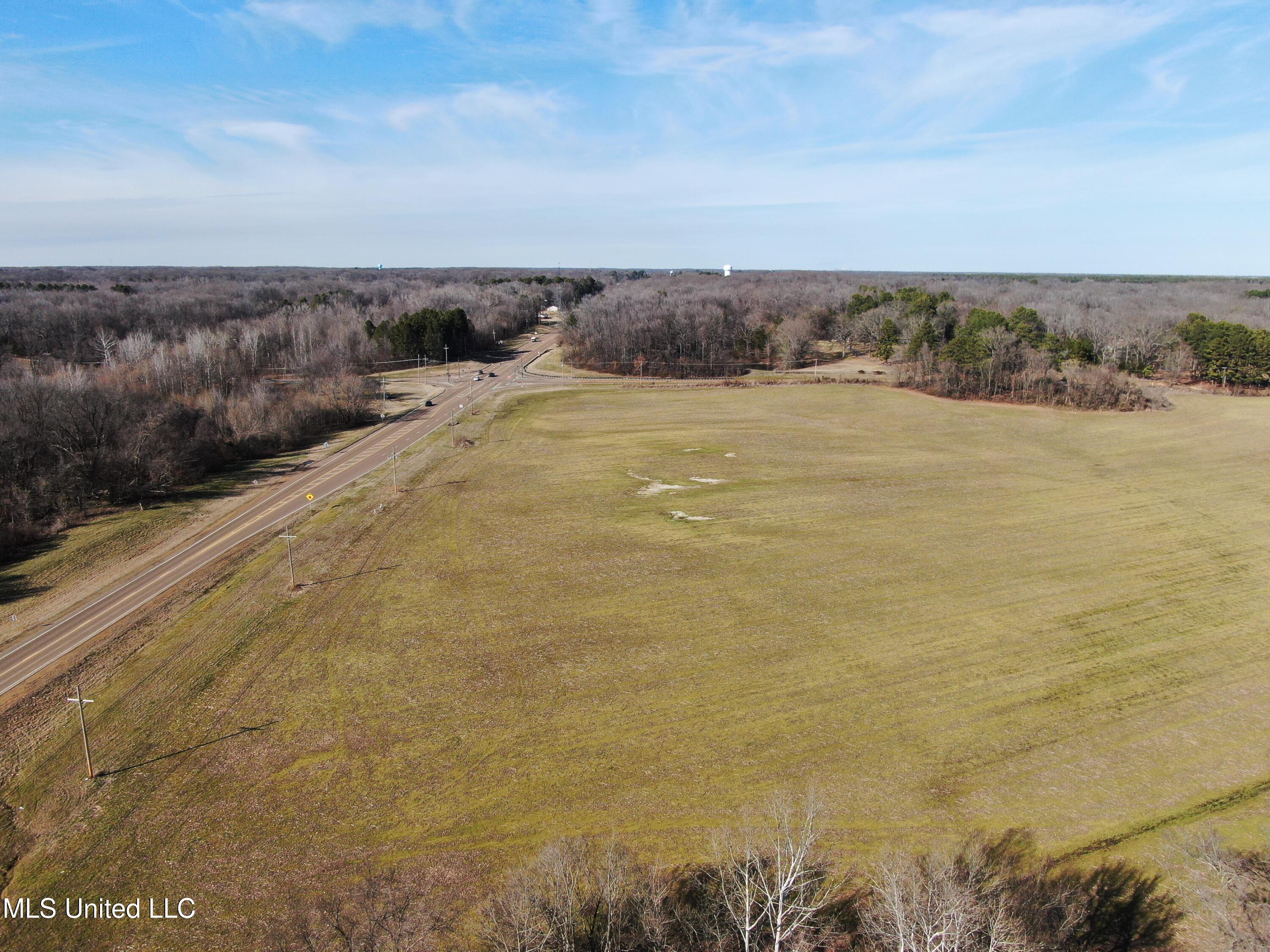 5000 Church Road Lake Cormorant, MS 38641 - Photo 6 of 18 DJI_0815