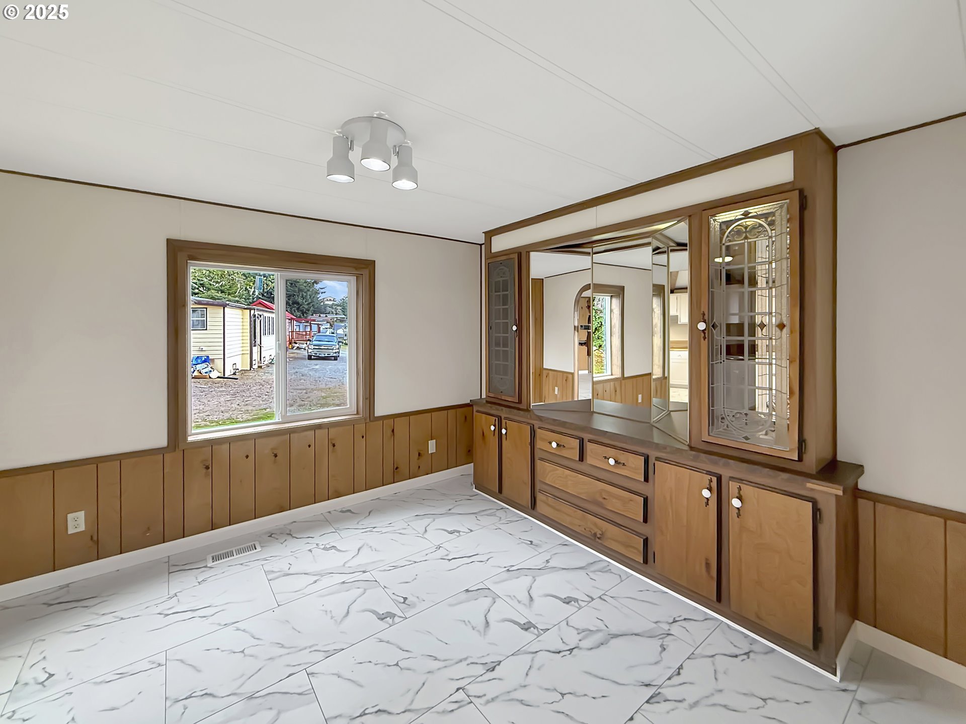 15609 Highway 101 Brookings, OR 97415 - Photo 12 of 32