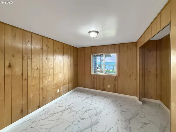 $199,900 | 15609 Highway 101, Brookings, OR 97415