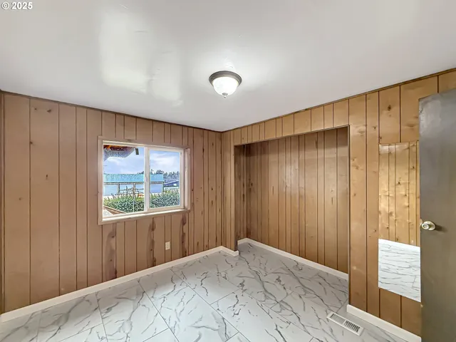 $199,900 | 15609 Highway 101, Brookings, OR 97415