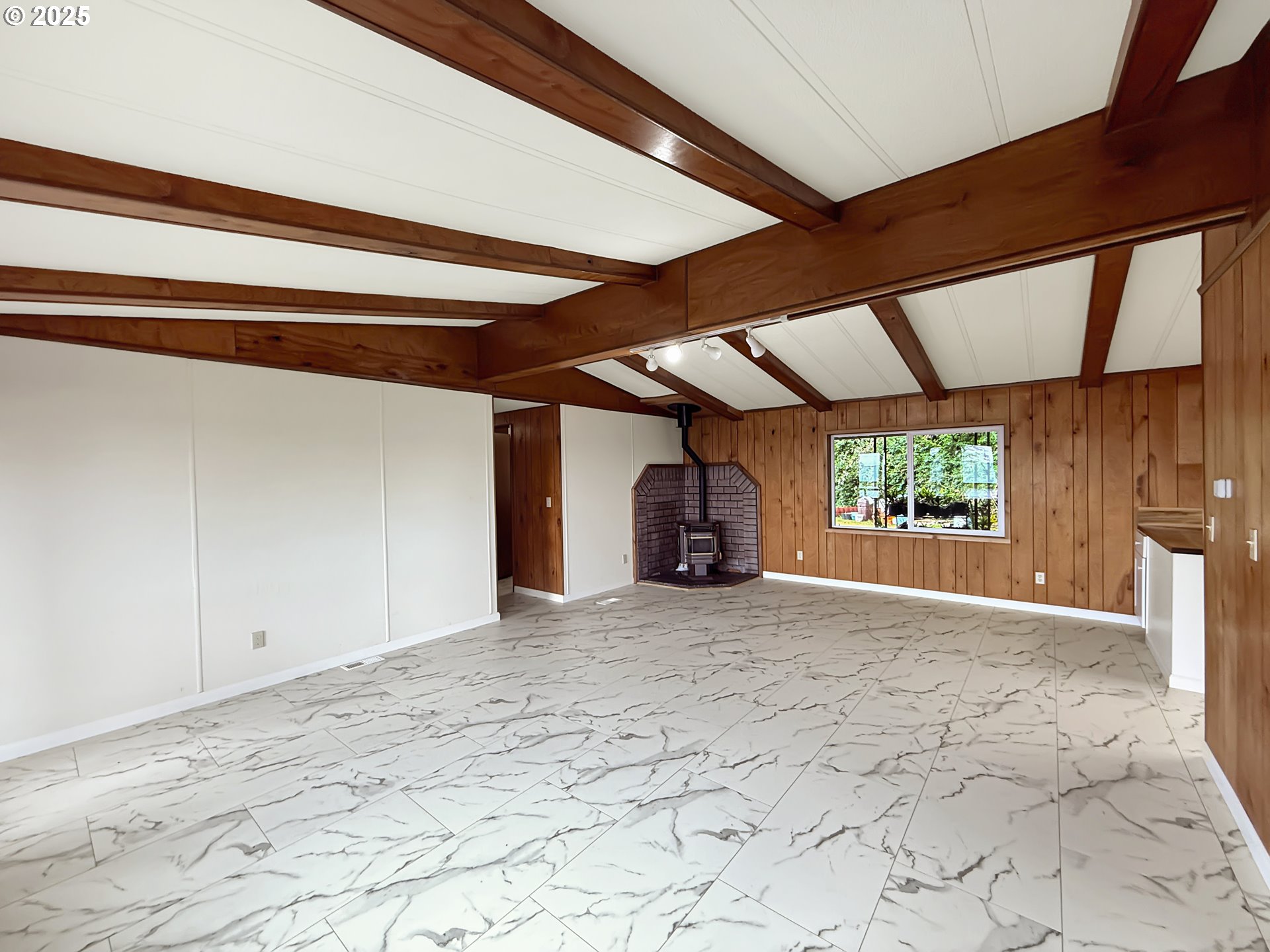 15609 Highway 101 Brookings, OR 97415 - Photo 26 of 32