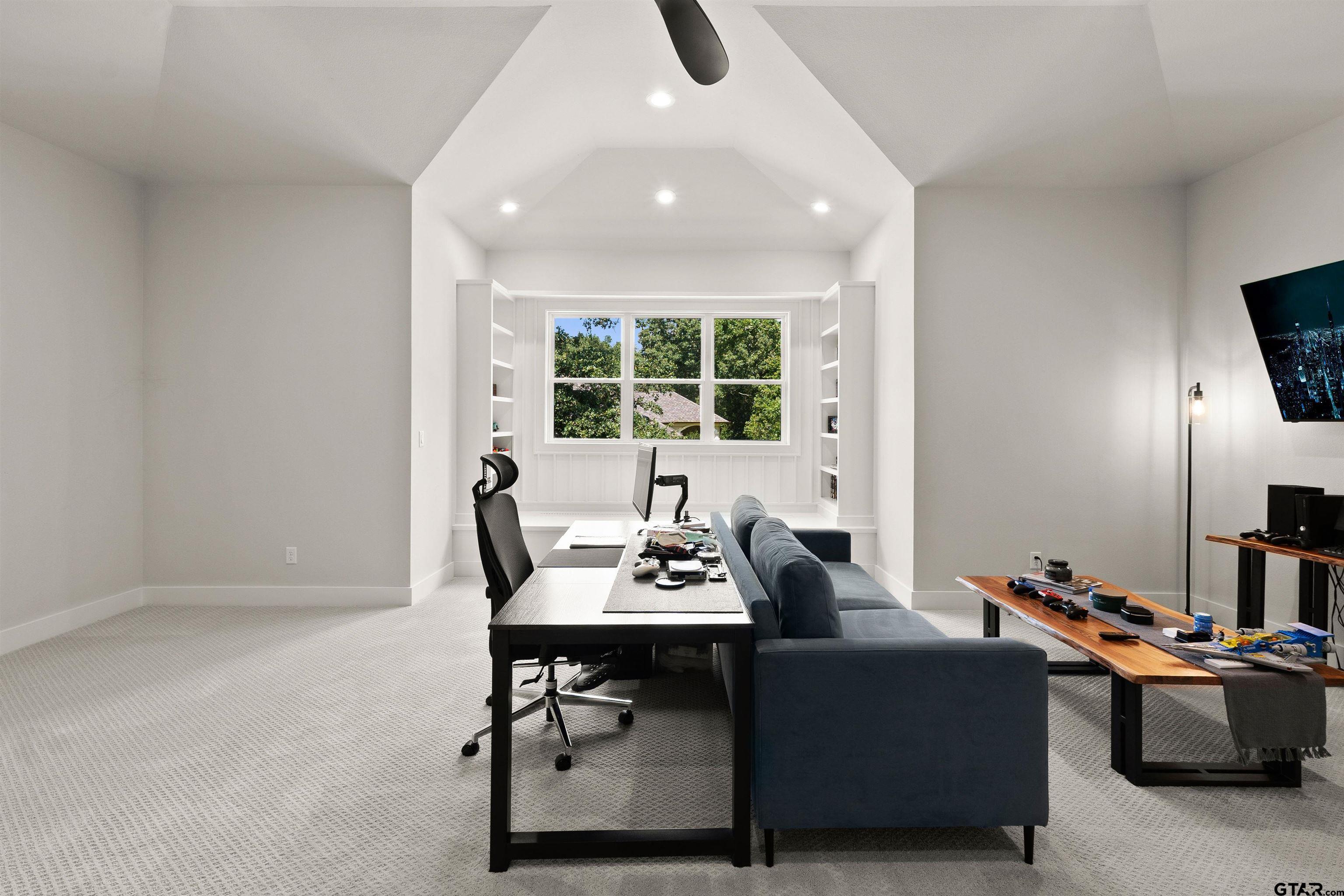 2895 Stewart Way Tyler, TX 75709 - Photo 26 of 44 a view of a workspace with furniture