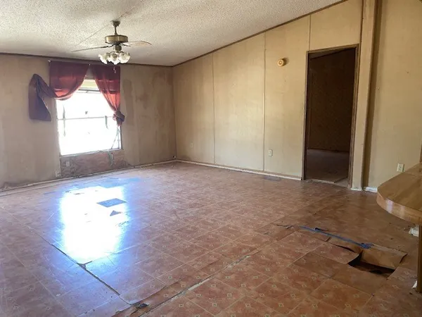 $31,000 | 209 South Terrell Street, Falfurrias, TX 78355