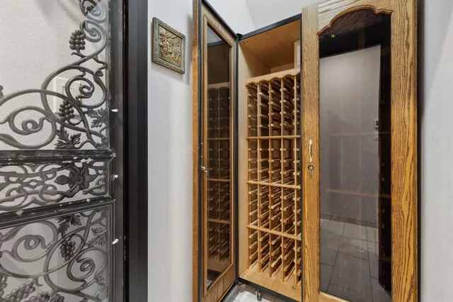 a view of walk in closet