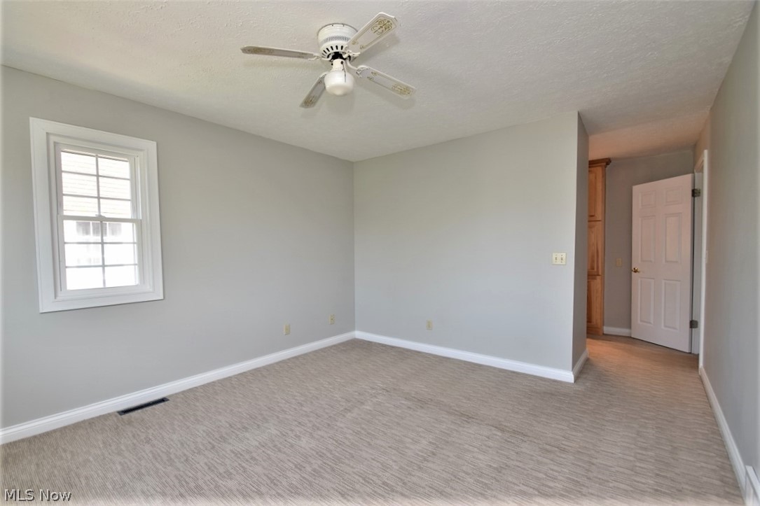 3707 Riedham Road Cleveland, OH 44120 - Photo 18 of 35