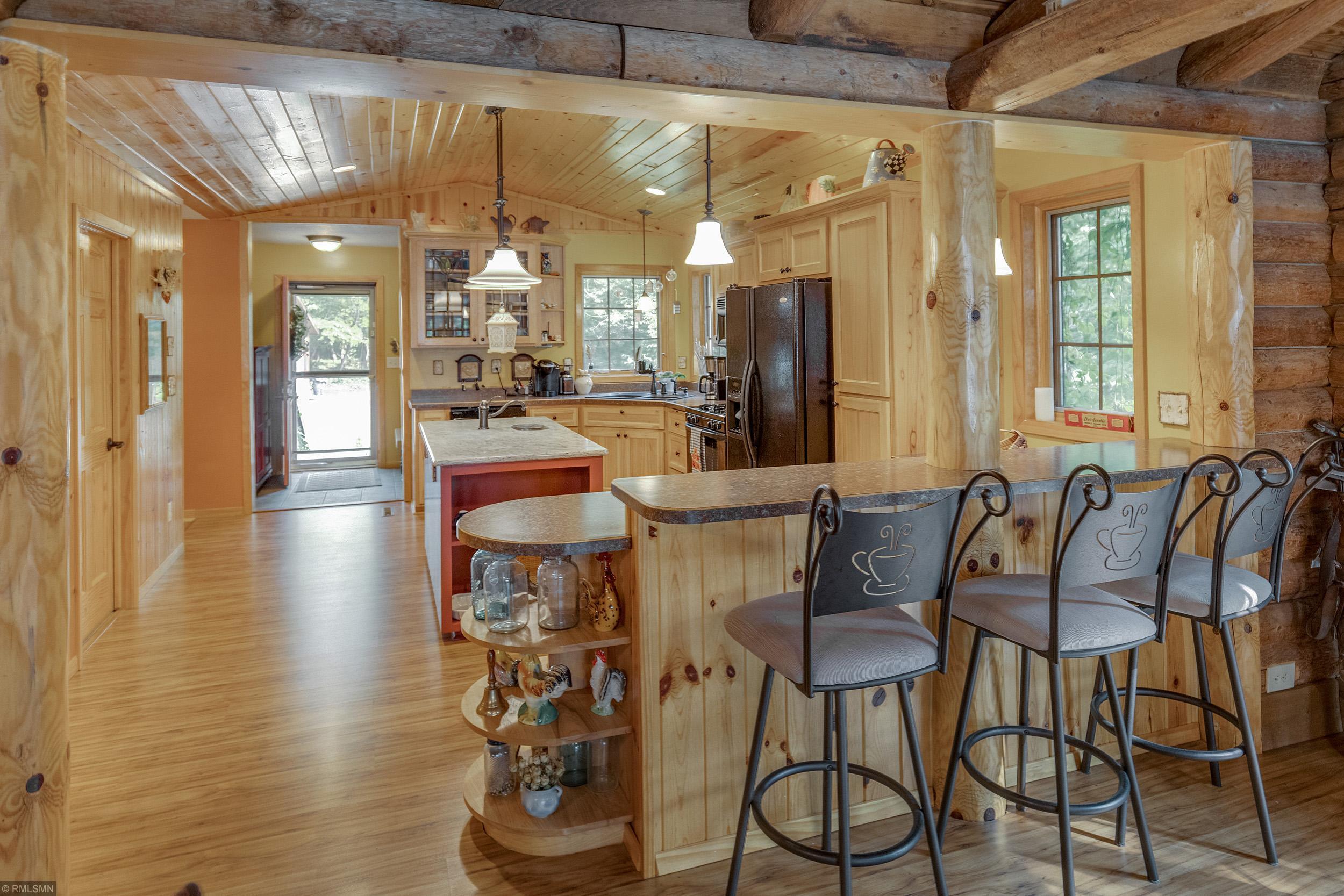 8829 Ossawinnamakee Road Breezy Point, MN 56472 - Photo 9 of 48 Gallery Image 9