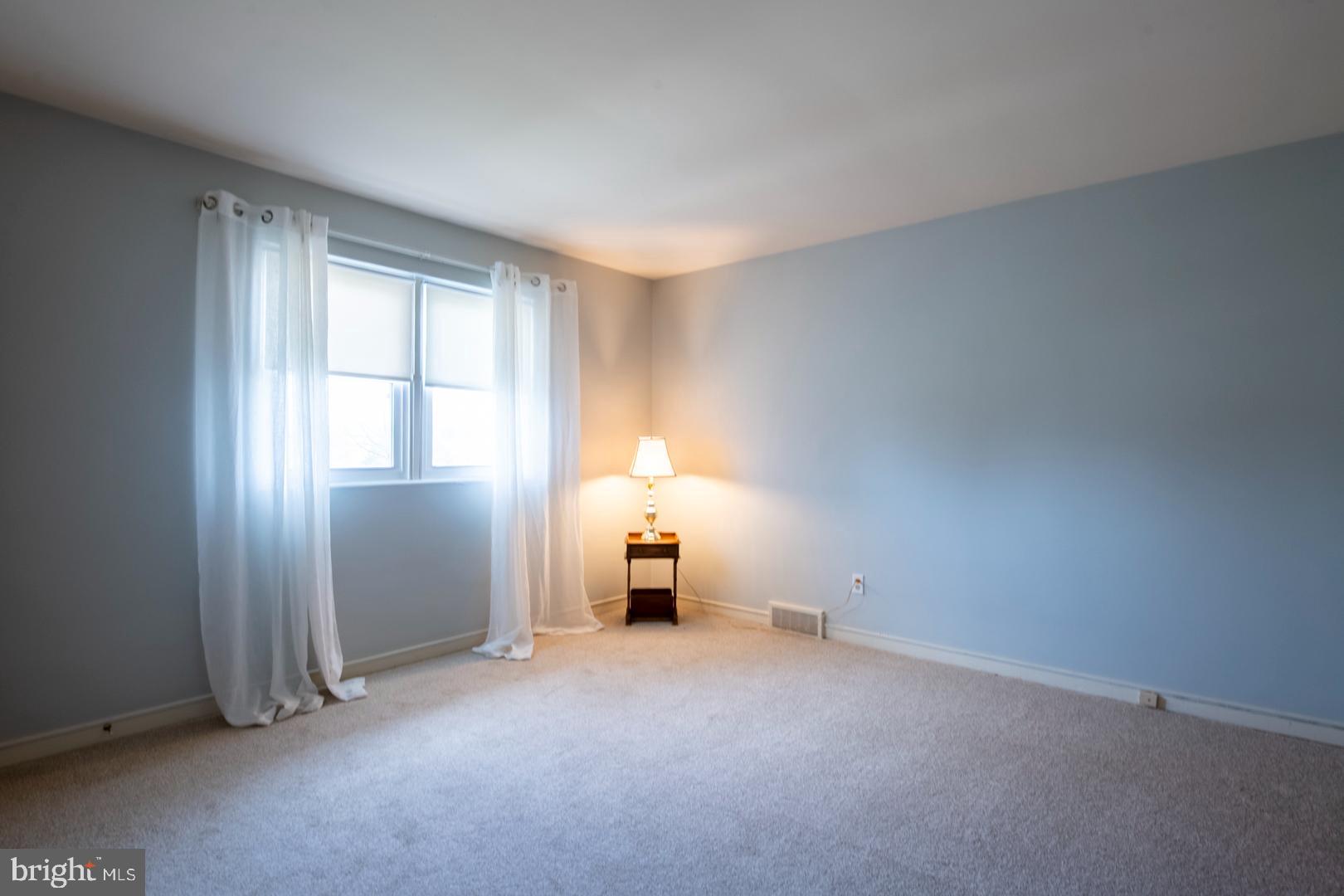 311 Mifflin Boulevard Reading, PA 19607 - Photo 11 of 16