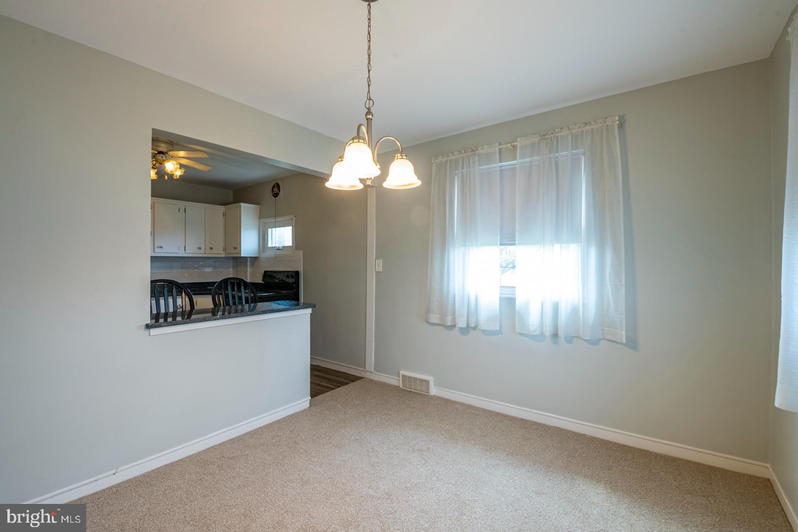 311 Mifflin Boulevard Reading, PA 19607 - Photo 8 of 16