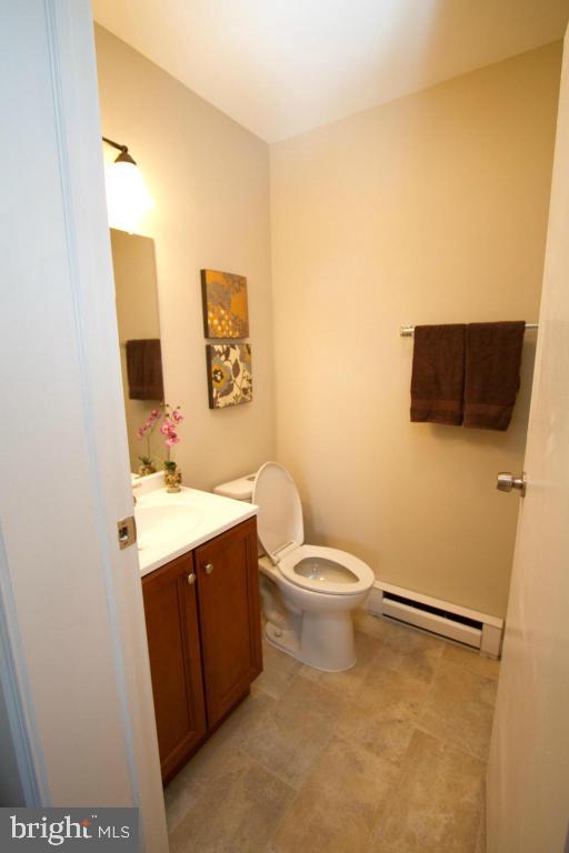 2292 Mountain Road Manheim, PA 17545 - Photo 15 of 28