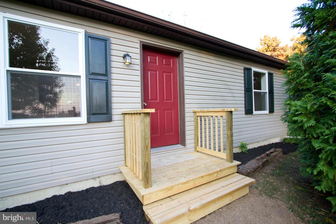 2292 Mountain Road Manheim, PA 17545 - Photo 24 of 28