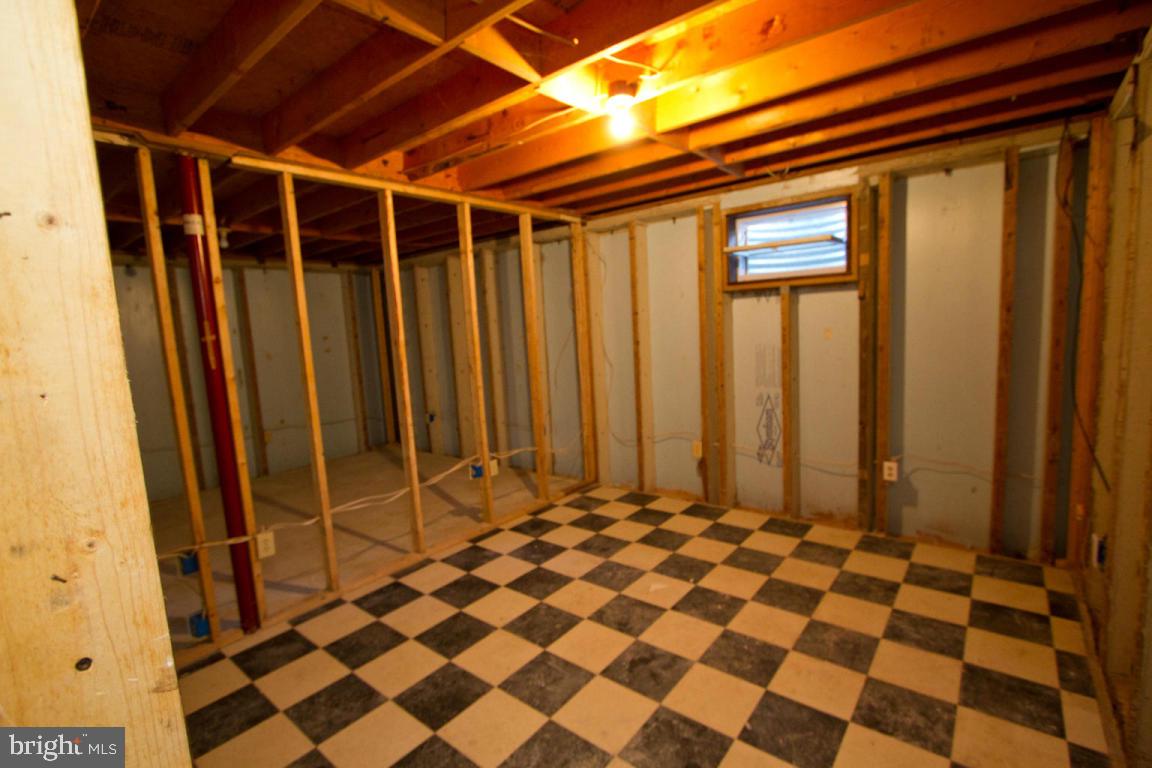 2292 Mountain Road Manheim, PA 17545 - Photo 27 of 28
