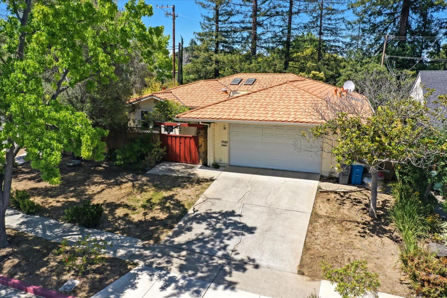7949 Belknap Drive Cupertino, CA 95014 - Photo 2 of 8 a backyard of a house