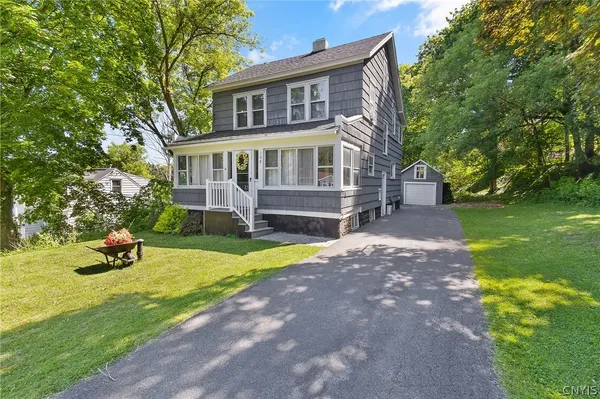 $251,900 | 108 Huntington Road, Syracuse, NY 13219