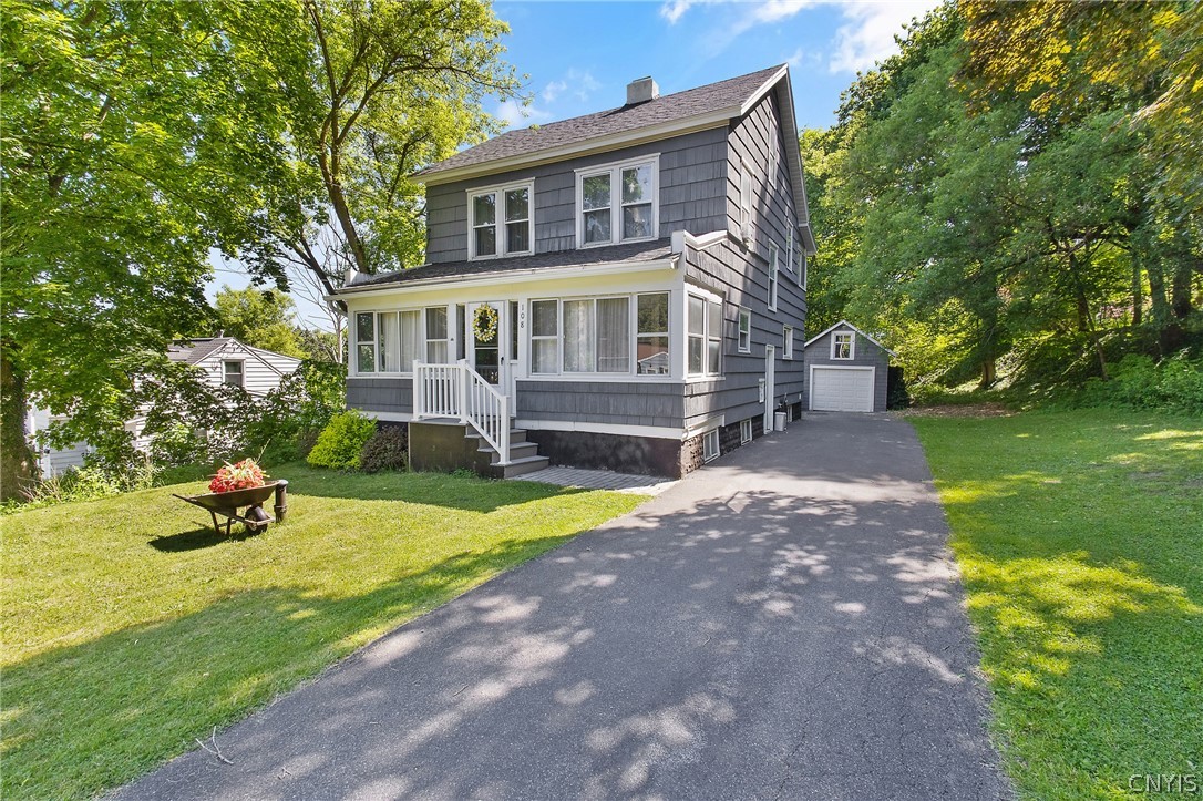 108 Huntington Road Syracuse, NY 13219 - Photo 1 of 39