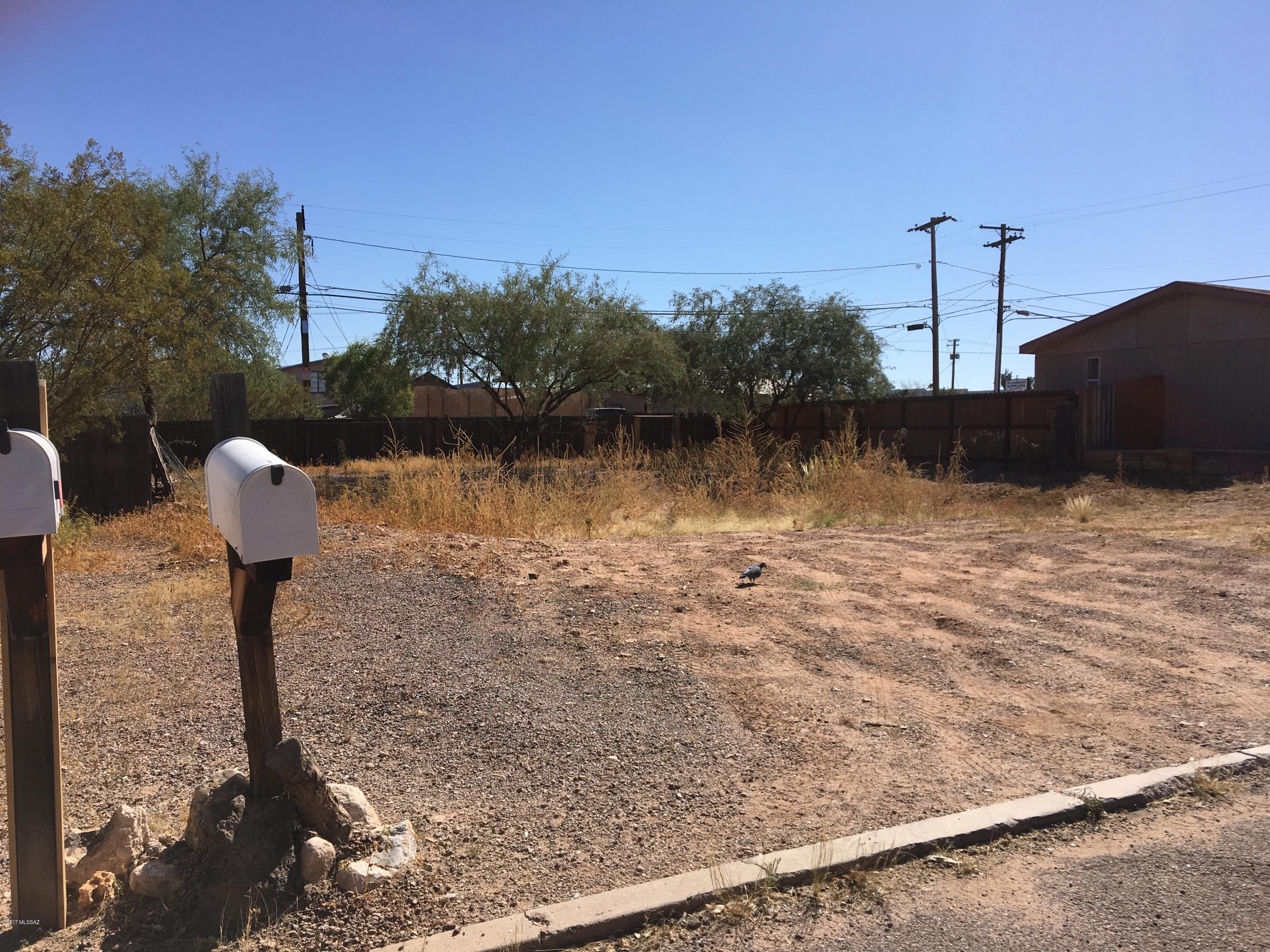 2632 East Spring Street, Unit 4 Tucson, AZ 85716 - Photo 1 of 3