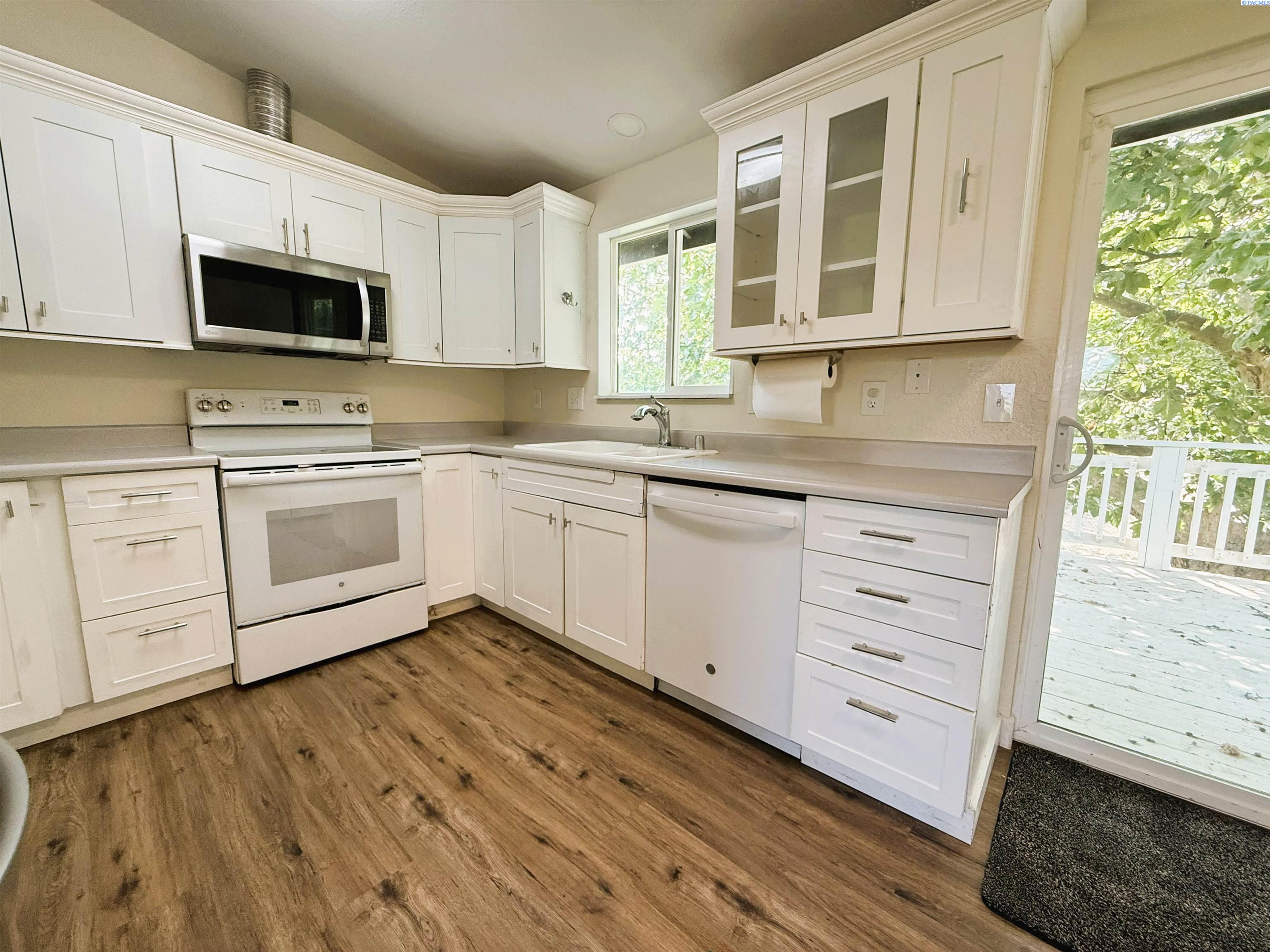 6306 South Caballo Road Kennewick, WA 99338 - Photo 14 of 32 Gallery Image 14
