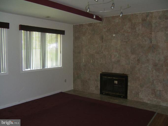3029 Manor Road Falls Church, VA 22042 - Photo 3 of 5 Family Room