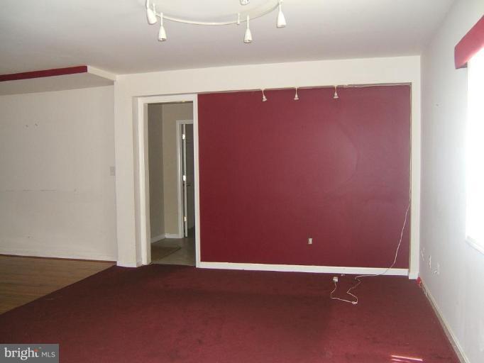 3029 Manor Road Falls Church, VA 22042 - Photo 5 of 5 Living Room